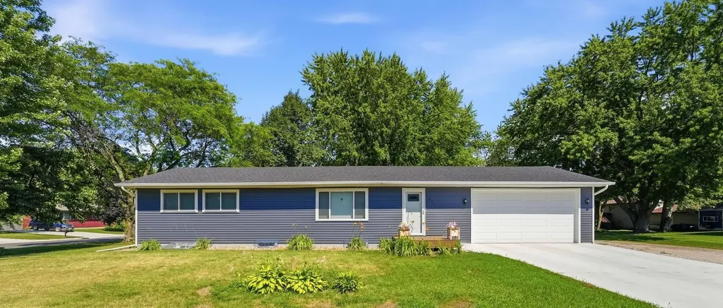 231 Excelsior Avenue S Annandale MN 55302