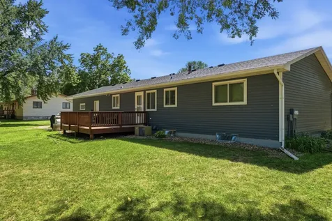 231 Excelsior Avenue S Annandale MN 55302