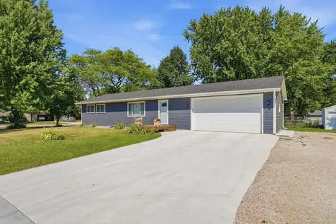 231 Excelsior Avenue S Annandale MN 55302