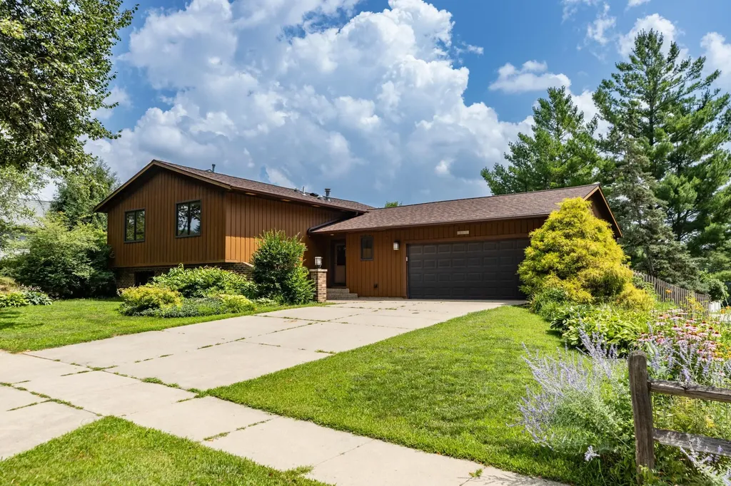 2124 Washington Lane SW Rochester MN 55902