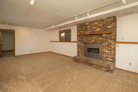 2124 Washington Lane SW Rochester MN 55902