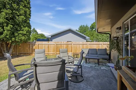 42 36th Avenue N Fargo ND 58102