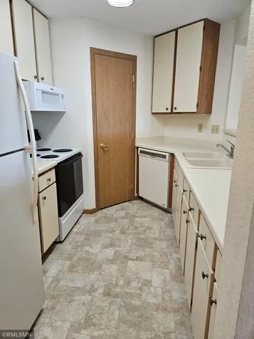 12575 Pleasant Avenue Burnsville MN 55337
