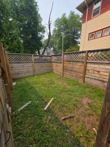 1110 N 8th Avenue E Duluth MN 55805