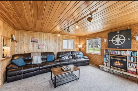 45327 Point Walk Isle MN 56342