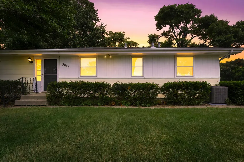 3818 W 103rd Street Bloomington MN 55431