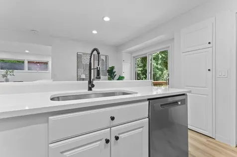 3818 W 103rd Street Bloomington MN 55431