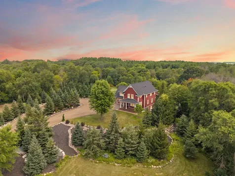 2786 44th Street W Webster MN 55088