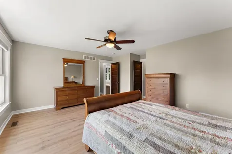 2786 44th Street W Webster MN 55088