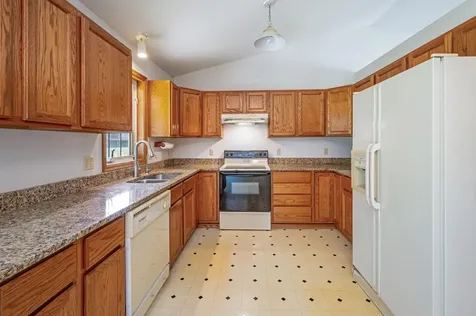 19 La Mar Court North Mankato MN 56003