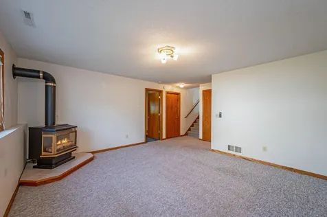 19 La Mar Court North Mankato MN 56003