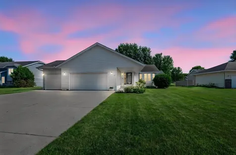 19 La Mar Court North Mankato MN 56003