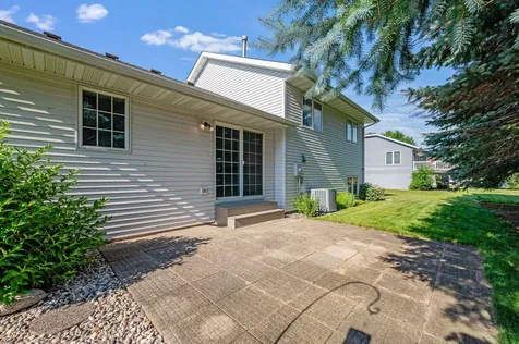 19 La Mar Court North Mankato MN 56003