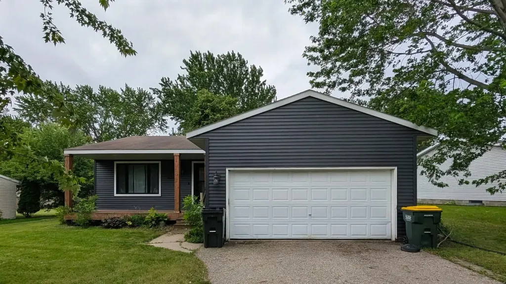 3105 3rd Avenue NW Willmar MN 56201