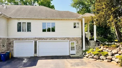 9516 12th Avenue S Bloomington MN 55425