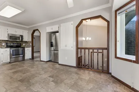 1434 Eastlake Drive Chaska MN 55318