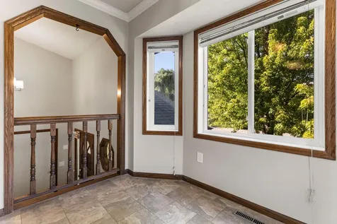 1434 Eastlake Drive Chaska MN 55318