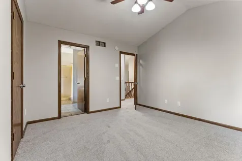 1434 Eastlake Drive Chaska MN 55318