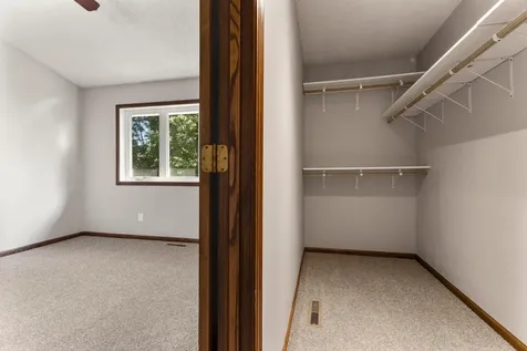 1434 Eastlake Drive Chaska MN 55318