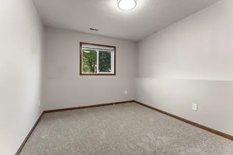 1434 Eastlake Drive Chaska MN 55318