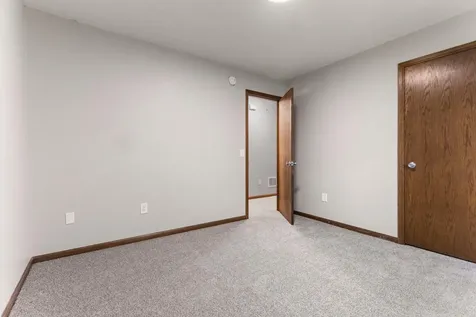 1434 Eastlake Drive Chaska MN 55318