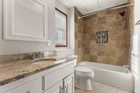 1434 Eastlake Drive Chaska MN 55318