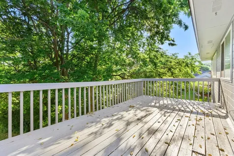 1434 Eastlake Drive Chaska MN 55318