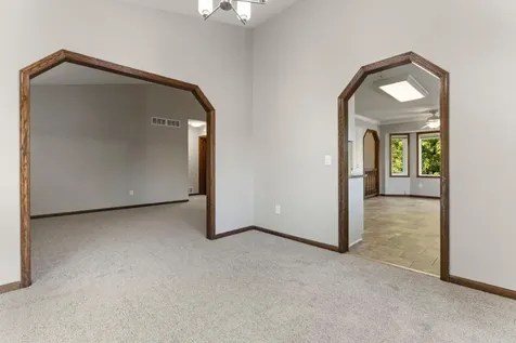 1434 Eastlake Drive Chaska MN 55318