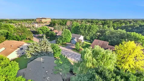 1434 Eastlake Drive Chaska MN 55318