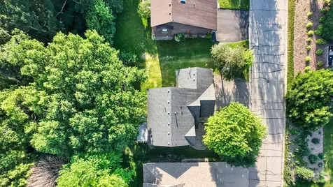 1434 Eastlake Drive Chaska MN 55318
