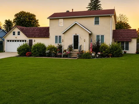 204 2nd Street NE Grand Meadow MN 55936