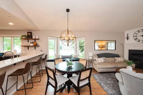 14348 Embassy Way Apple Valley MN 55124