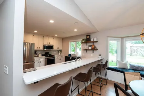 14348 Embassy Way Apple Valley MN 55124