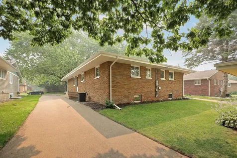 728 6th Avenue S Hopkins MN 55343