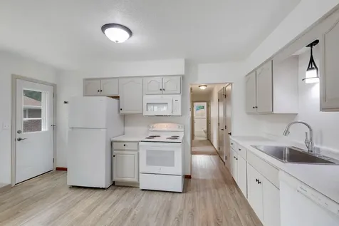 728 6th Avenue S Hopkins MN 55343