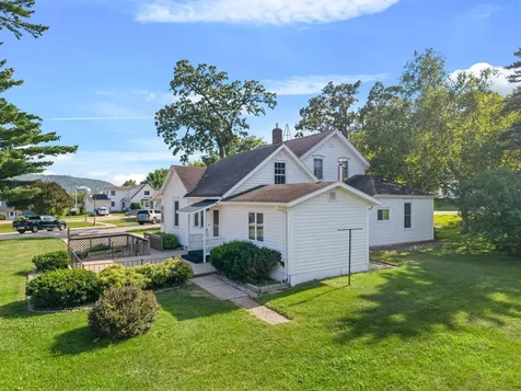 107 W Rushford Avenue Rushford MN 55971