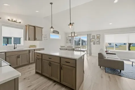 3745 Merrifield Drive S Fargo ND 58104