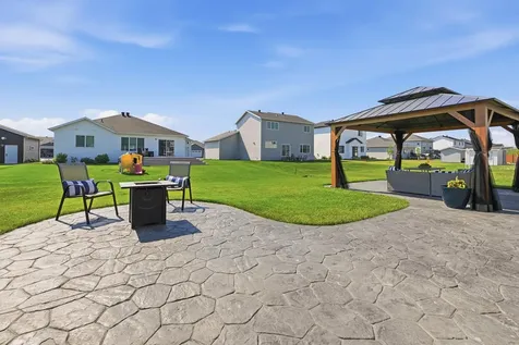 3745 Merrifield Drive S Fargo ND 58104