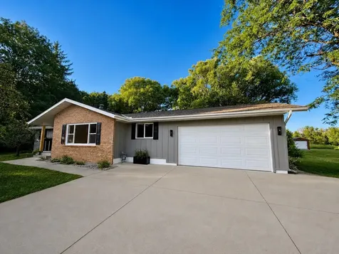 8833 Canby Court Northfield MN 55057