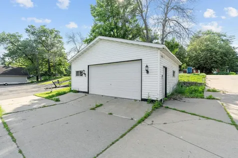 555 N Shore Drive Forest Lake MN 55025