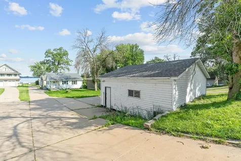 555 N Shore Drive Forest Lake MN 55025