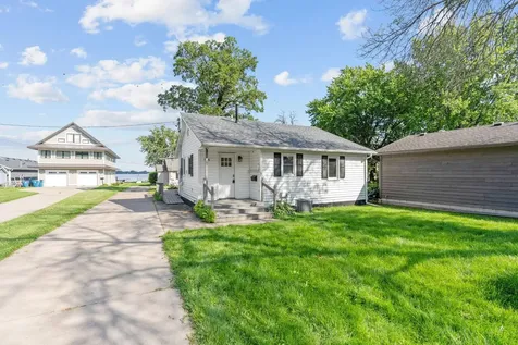 555 N Shore Drive Forest Lake MN 55025
