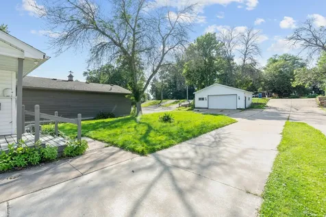 555 N Shore Drive Forest Lake MN 55025