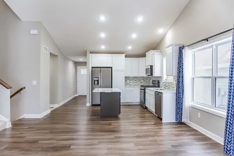 1430 Nutmeg Circle Carver MN 55315