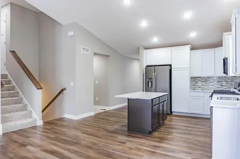 1430 Nutmeg Circle Carver MN 55315