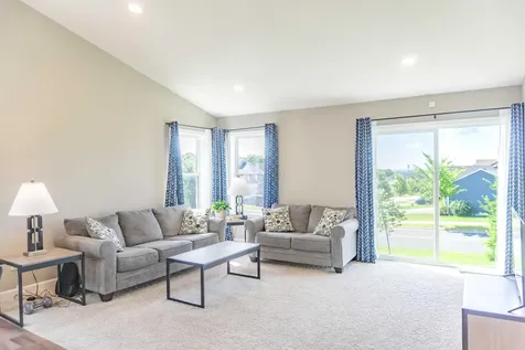 1430 Nutmeg Circle Carver MN 55315