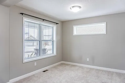 1430 Nutmeg Circle Carver MN 55315