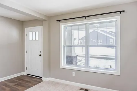 1430 Nutmeg Circle Carver MN 55315