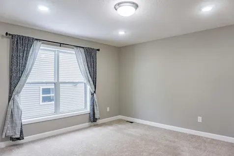 1430 Nutmeg Circle Carver MN 55315