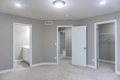 1430 Nutmeg Circle Carver MN 55315